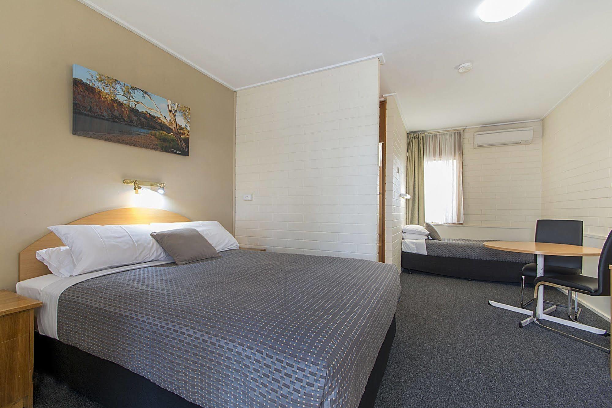רנמארק Citrus Valley Motel מראה חיצוני תמונה