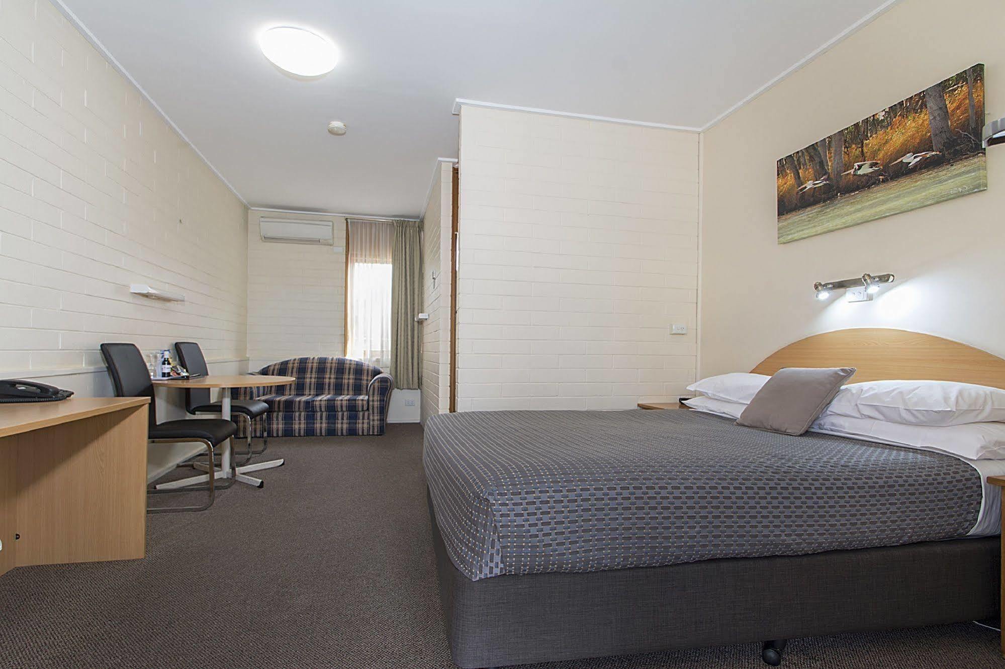 רנמארק Citrus Valley Motel מראה חיצוני תמונה